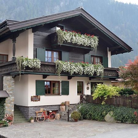 Ferienwohnungen Kircher Mayrhofen Exterior photo